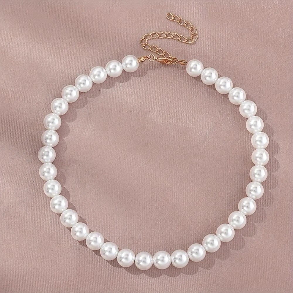 Nouveau collier chaîne simple en perles d'eau douce d'imitation