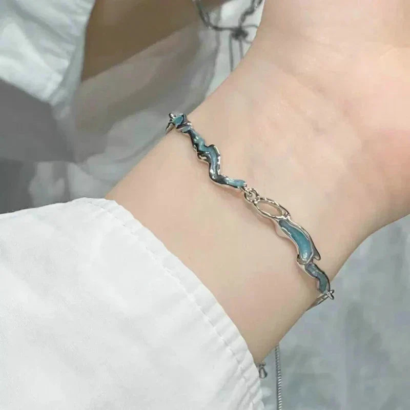 Joli bracelet tendance avec nœud